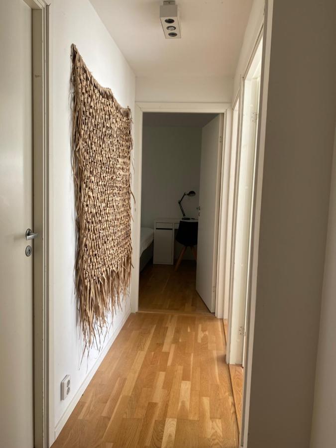 Exclusive 2 Level Etage Next To Arlanda-City Metro Stockholm Exterior photo