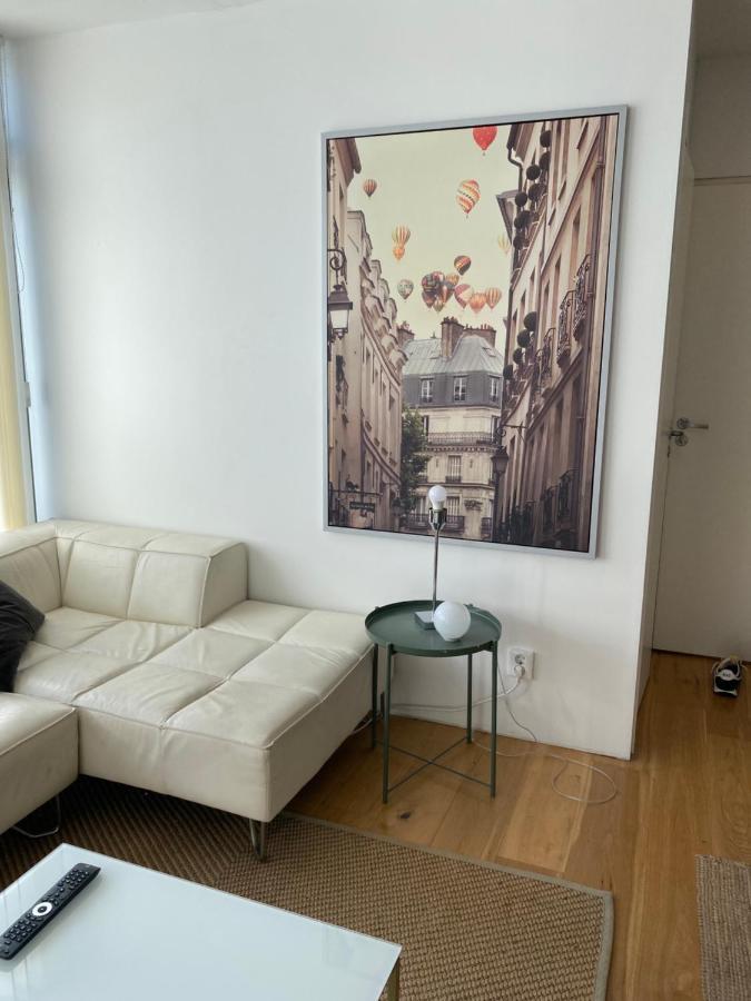 Exclusive 2 Level Etage Next To Arlanda-City Metro Stockholm Exterior photo